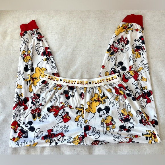 Disney x Macy’s Parade Balloon Matching Family PJs (unisex) Size M - Picture 5 of 6